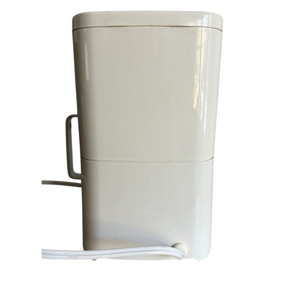 Mr. Coffee 4 Cup Automatic Drip Coffee Maker Model BL4 White Vintage 1993 - Picture 3 of 10